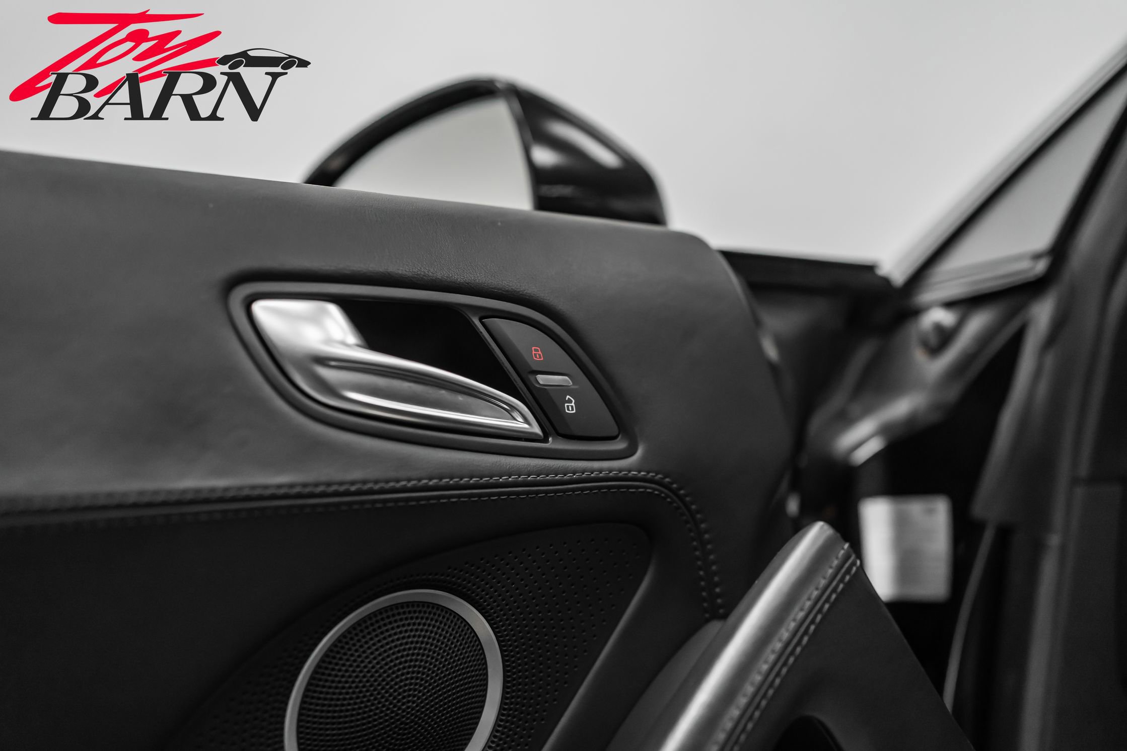 Used 2008 Audi R8 V8 image 25