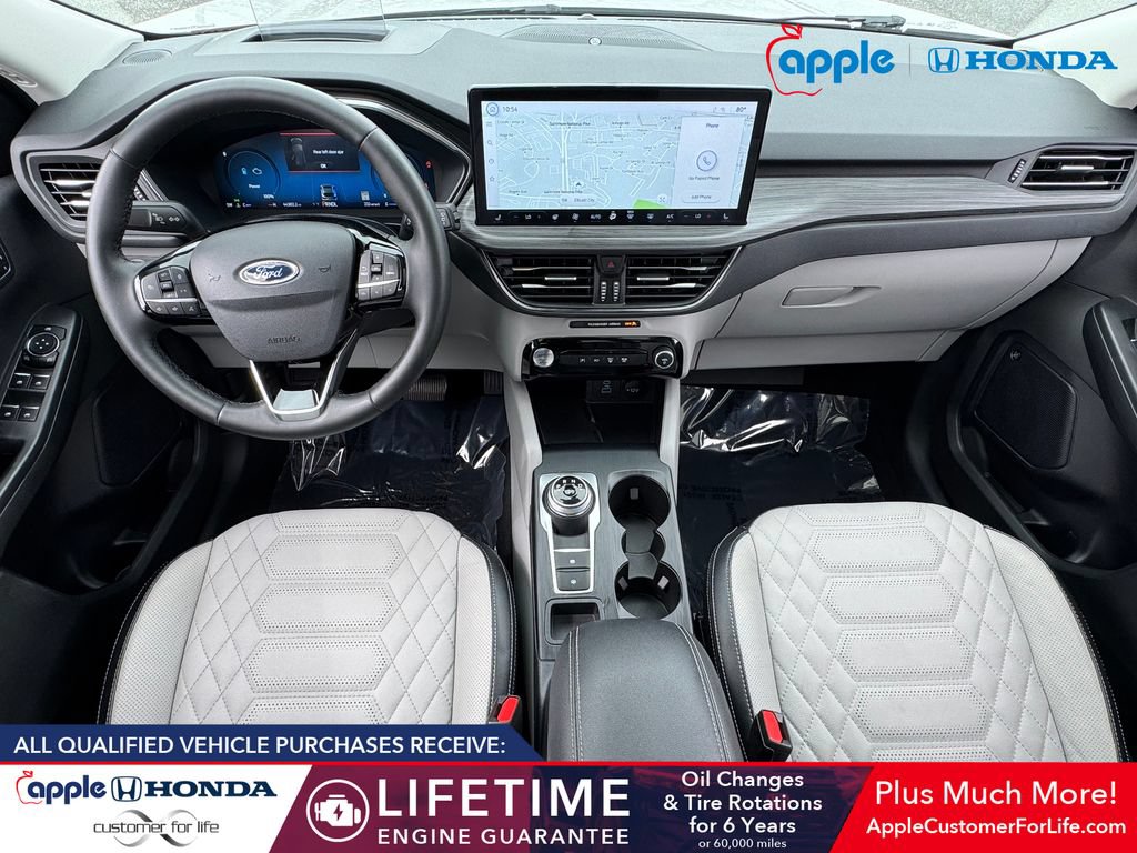 Used 2023 Ford Escape Platinum w/ Premium Technology Package AWD/4WD image 17