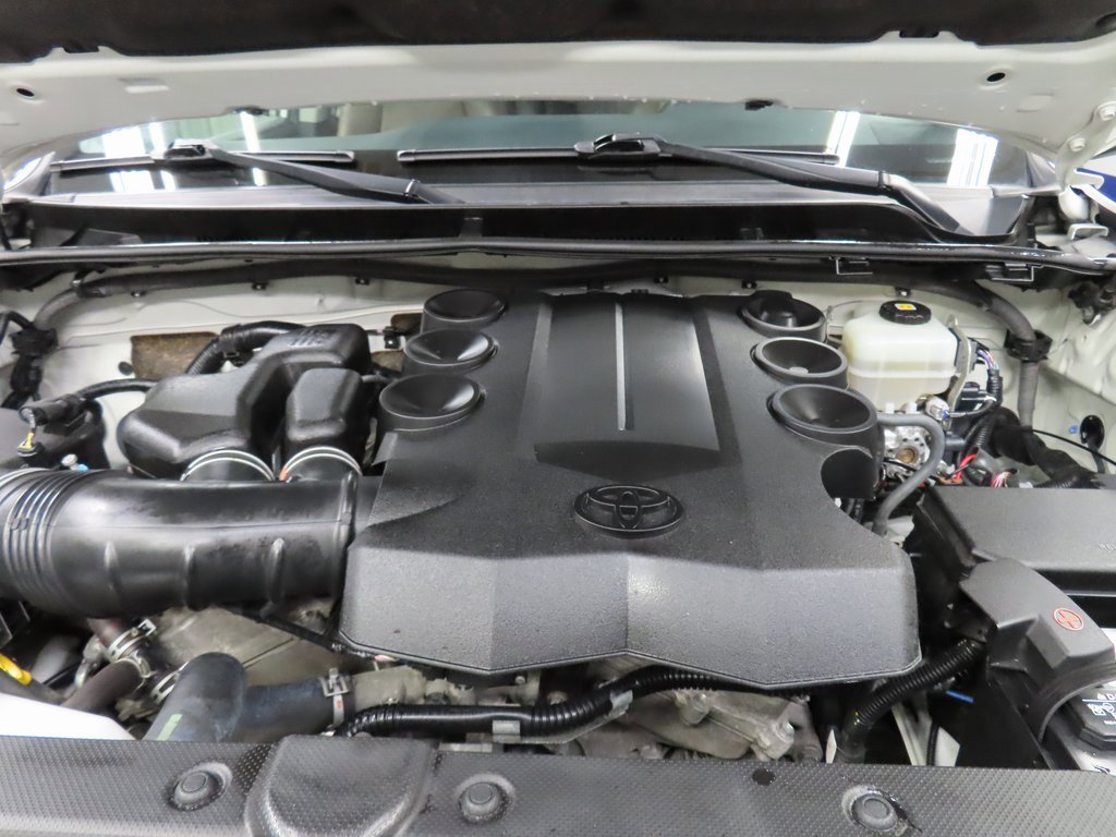 Used 2019 Toyota 4Runner Limited image 22