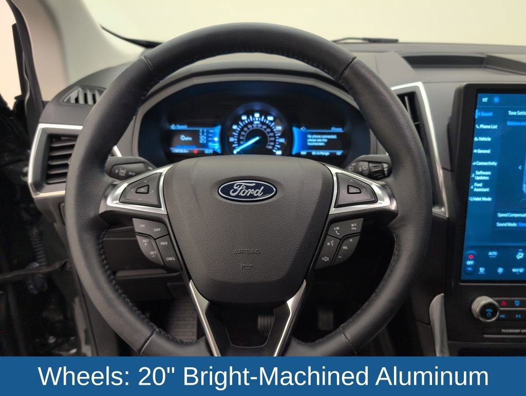 Used 2024 Ford Edge Titanium image 42
