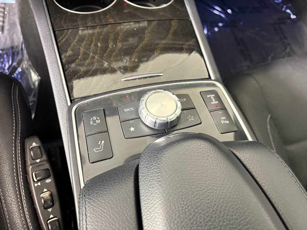 Used 2015 Mercedes-Benz E 550 Cabriolet image 20