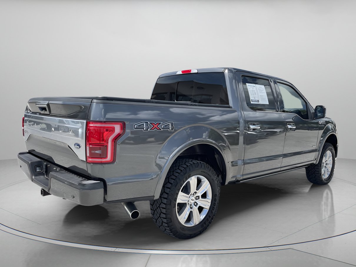 Used 2017 Ford F150 Platinum w/ Equipment Group 701A Luxury AWD/4WD image 3
