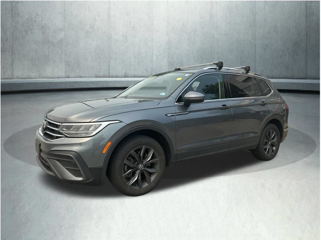 Used 2023 Volkswagen Tiguan SE w/ Panoramic Sunroof Package AWD/4WD image 1