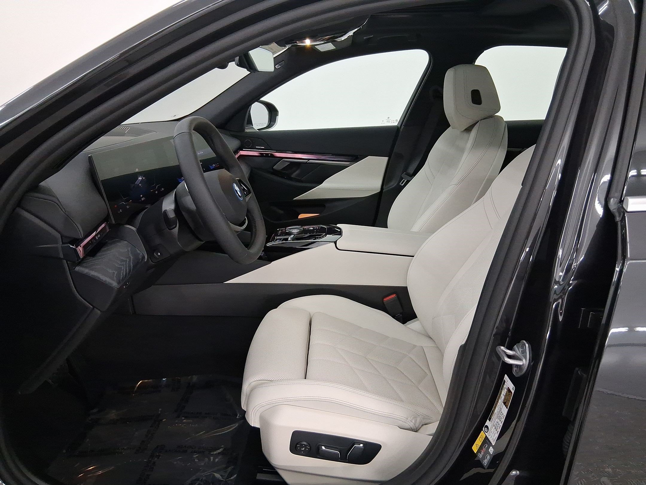 New 2026 BMW i5 eDrive40 RWD image 5