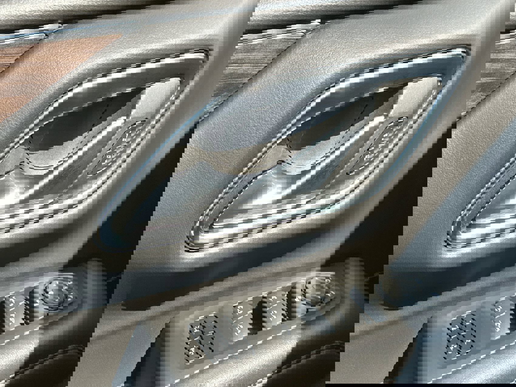 Certified 2022 Chevrolet Tahoe LT image 13