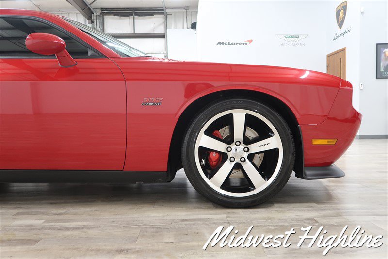 Used 2011 Dodge Challenger SRT8 RWD image 23