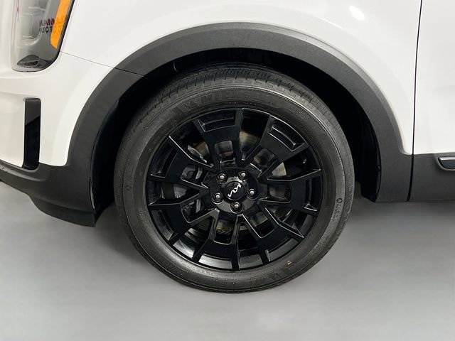 Used 2022 Kia Telluride EX w/ EX Premium Package image 11