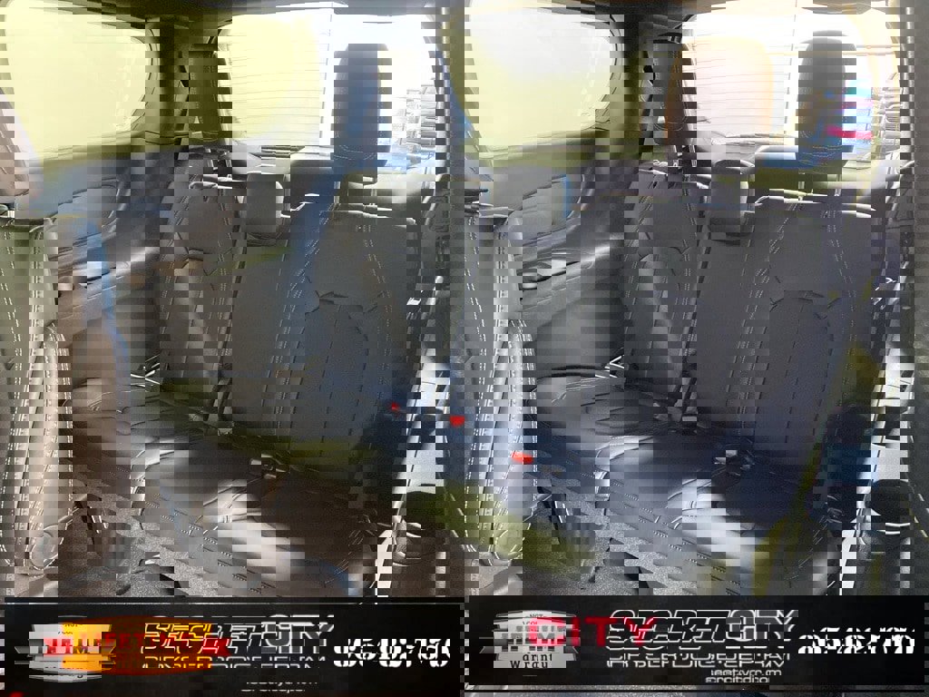 New 2026 Chrysler Pacifica Select image 32