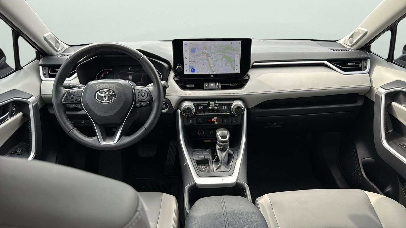 Used 2024 Toyota RAV4 XLE Premium image 22