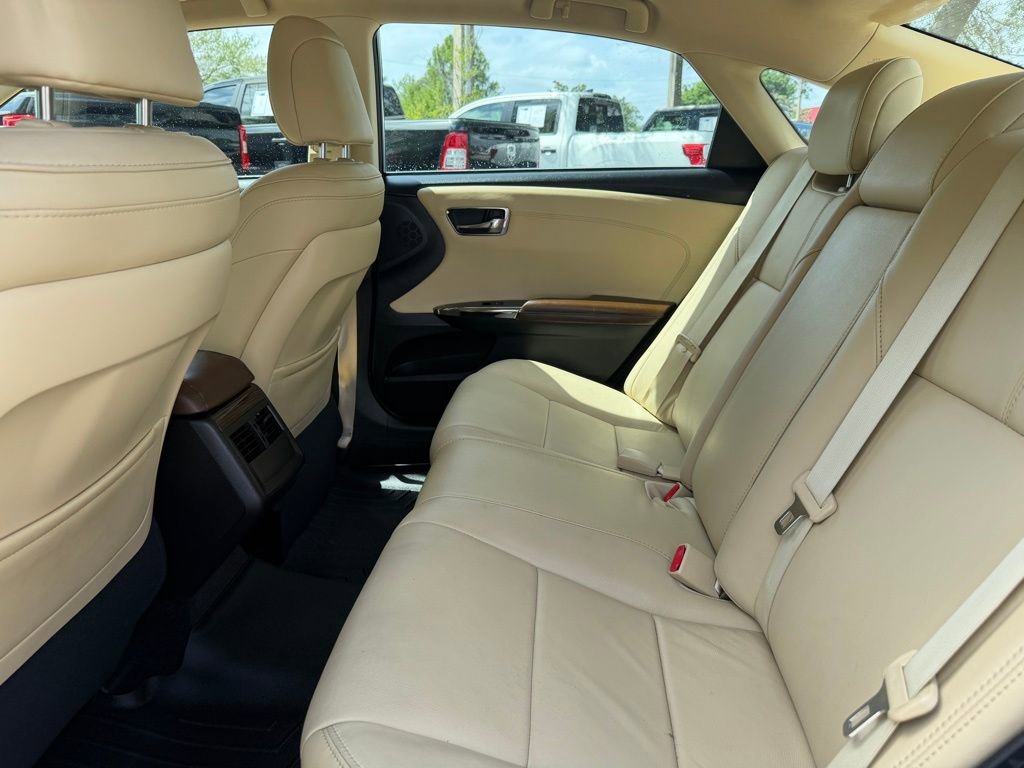 Used 2014 Toyota Avalon XLE Touring image 10