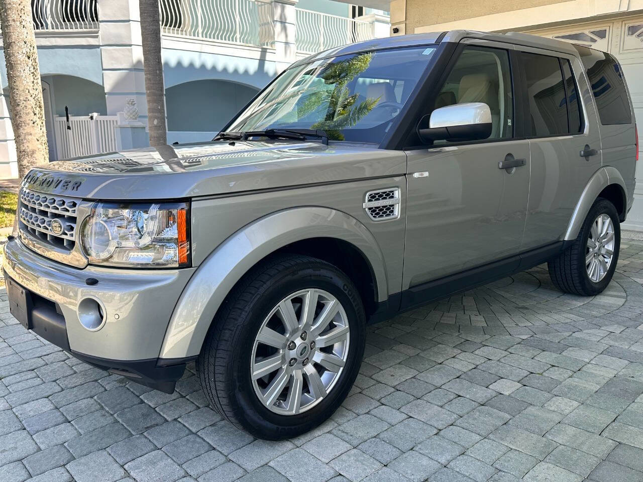 Used 2013 Land Rover LR4 HSE AWD/4WD image 27