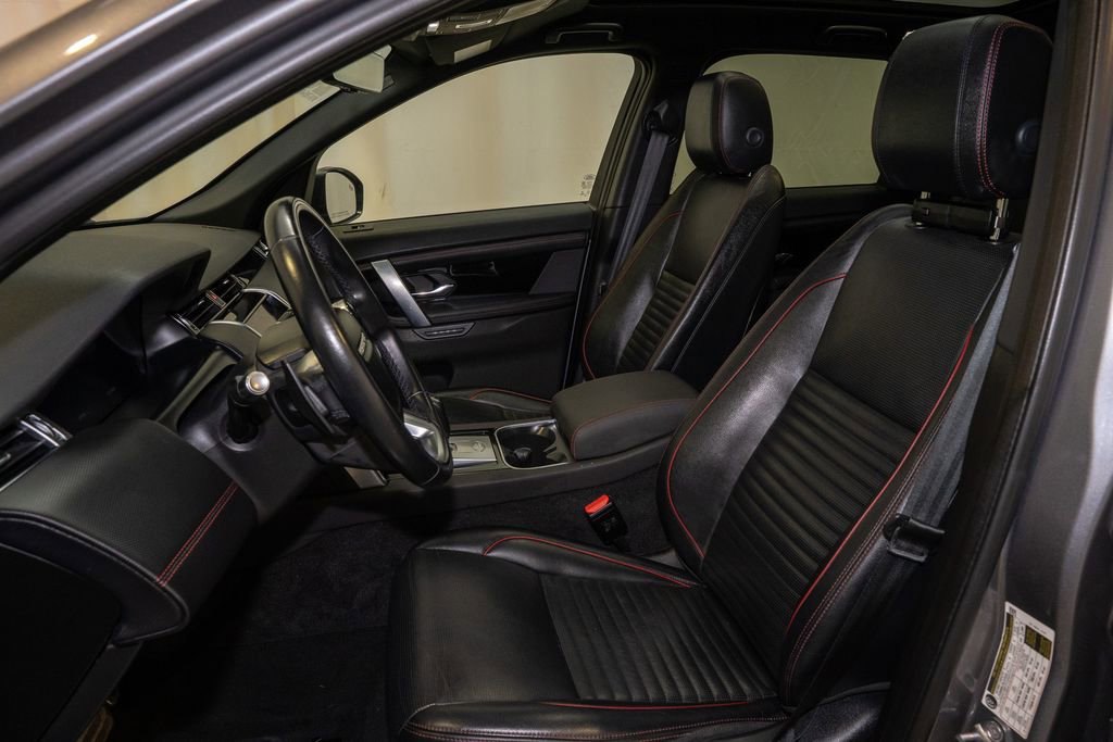 Used 2020 Land Rover Discovery Sport SE R-Dynamic image 12