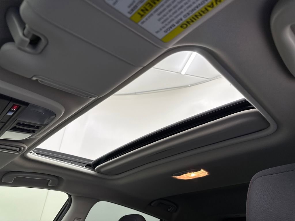 Certified 2025 Subaru Crosstrek 2.0i Premium image 21