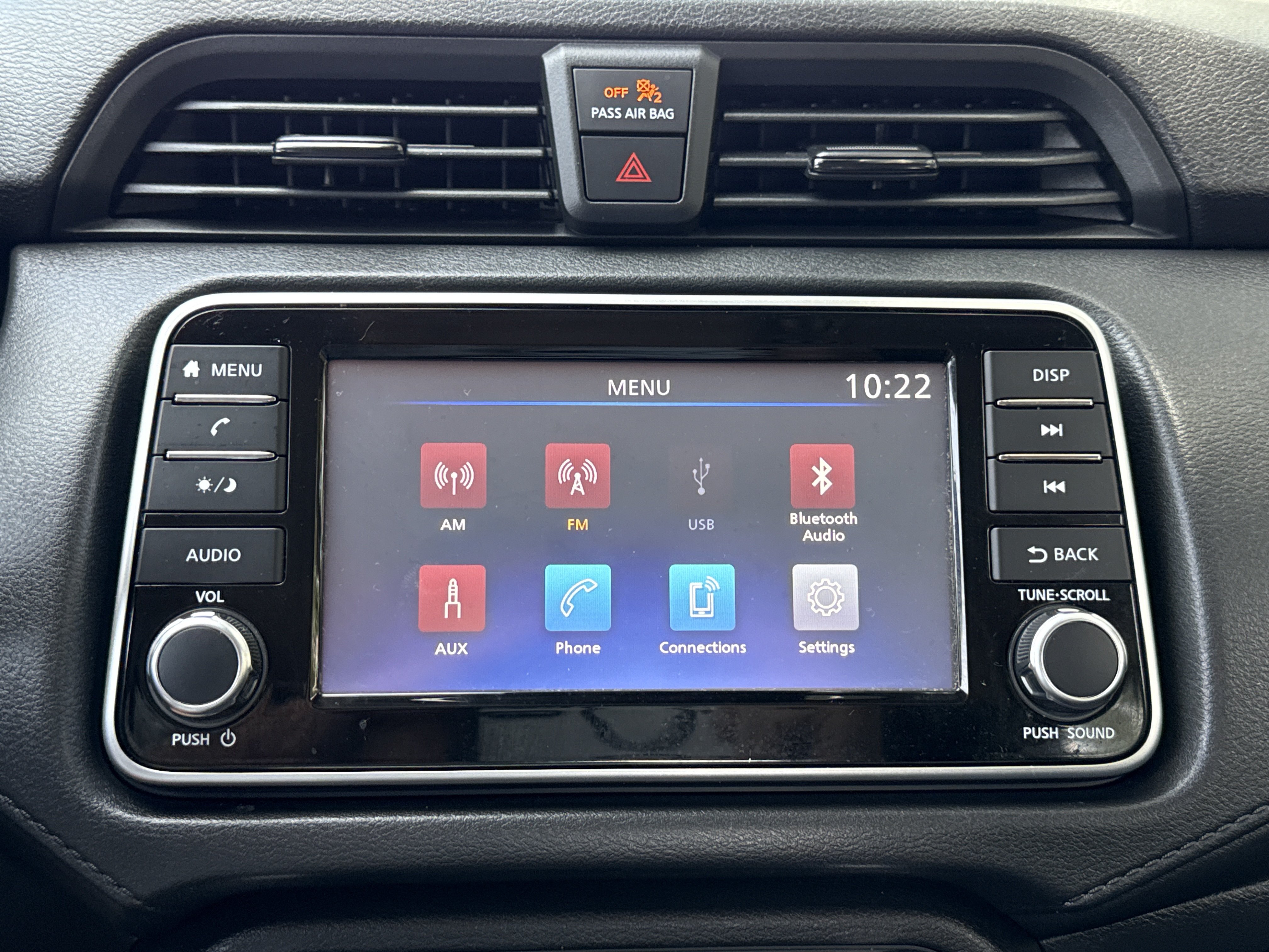Used 2021 Nissan Versa S FWD image 16