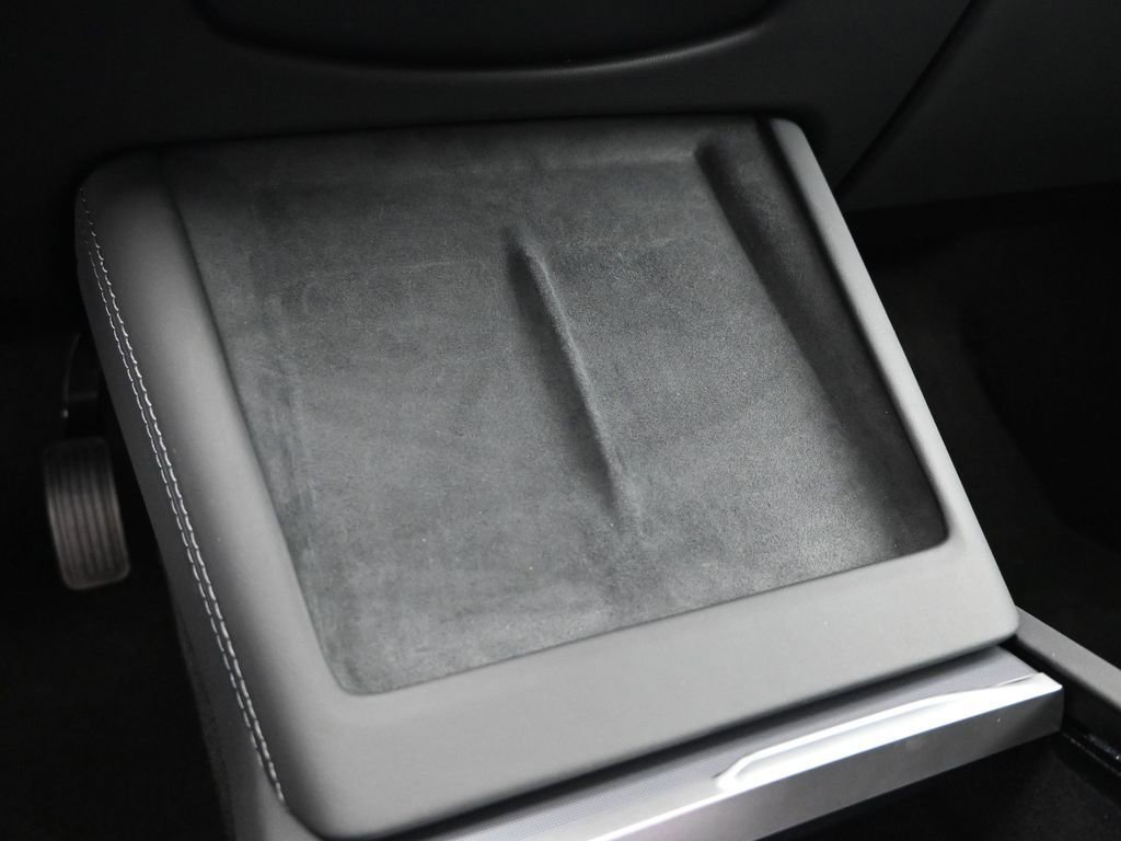 Used 2025 Tesla Model 3 Long Range image 13