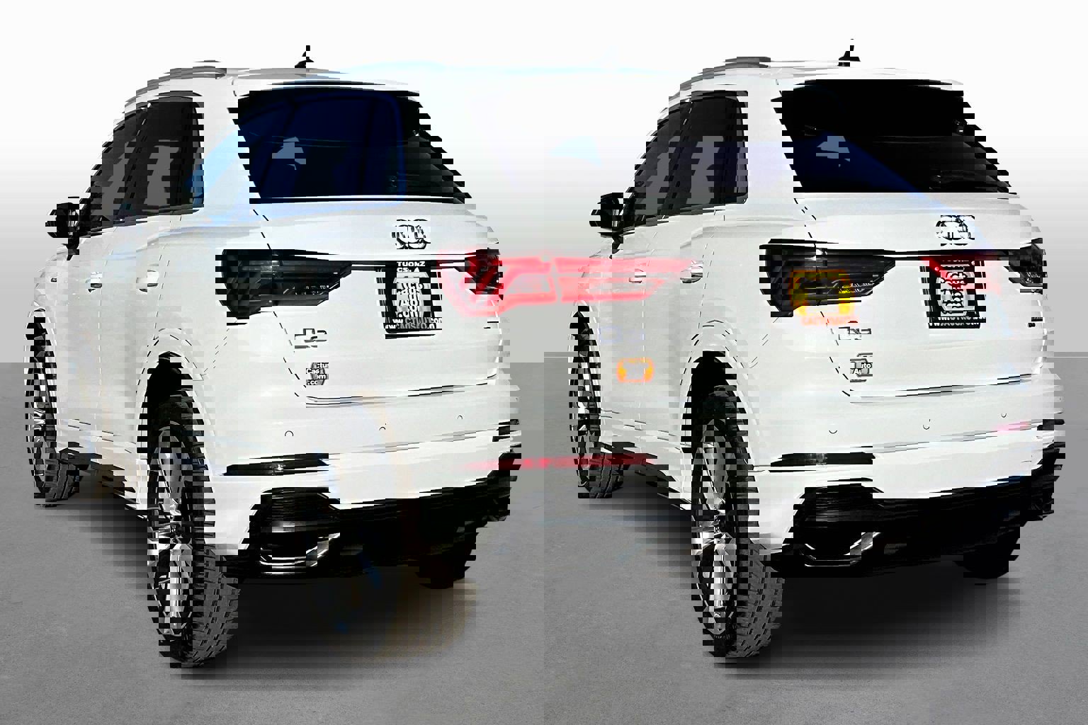 Used 2019 Audi Q3 2.0T Premium Plus image 11