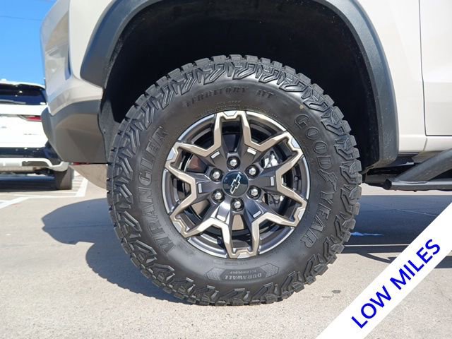 Used 2026 Chevrolet Colorado ZR2 w/ Technology Package image 5