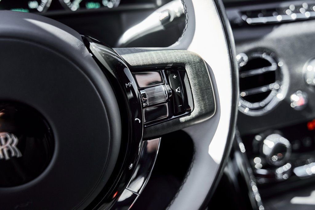 Used 2023 Rolls-Royce Cullinan image 62