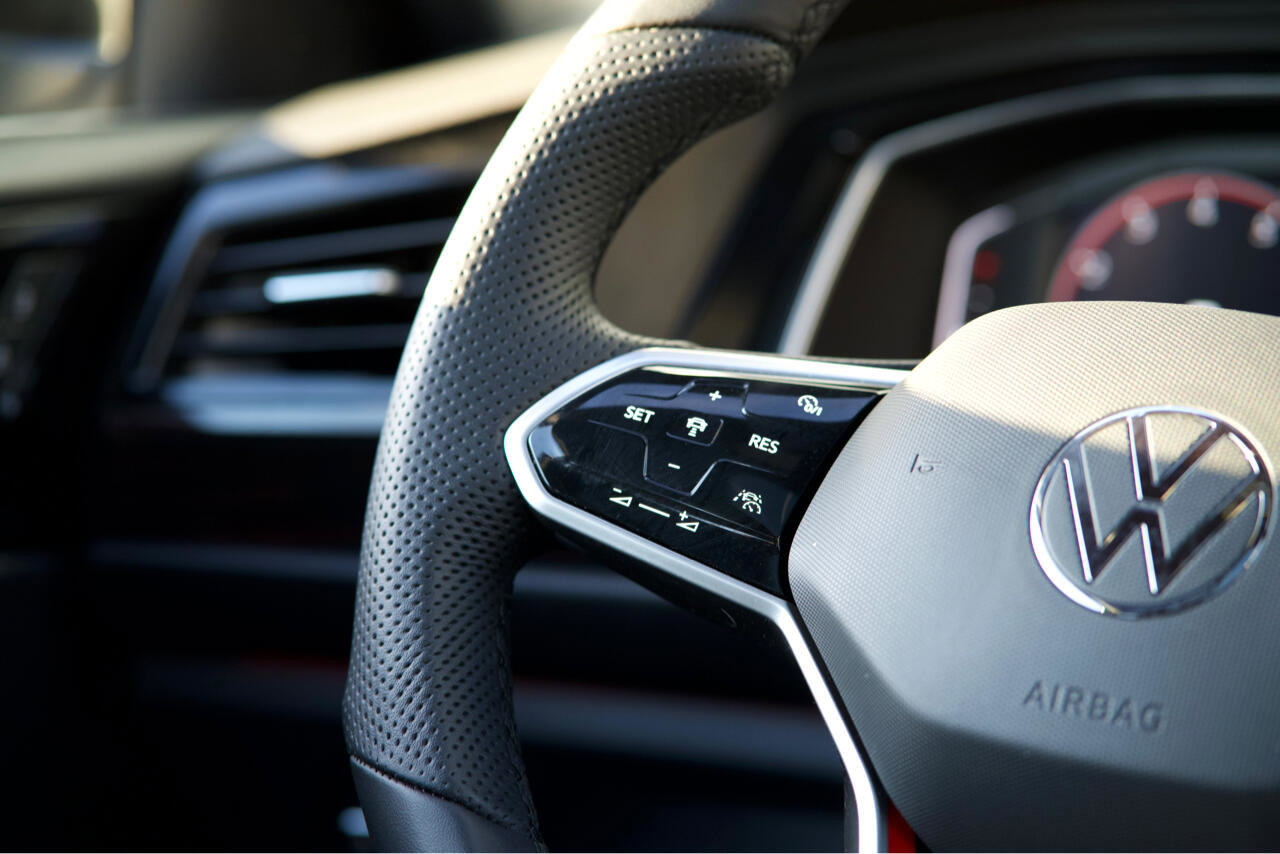 Used 2022 Volkswagen Jetta GLI Autobahn w/ GLI Black Package image 38