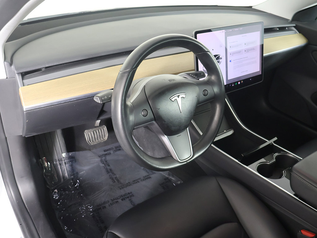 Used 2019 Tesla Model 3 Mid Range RWD image 28