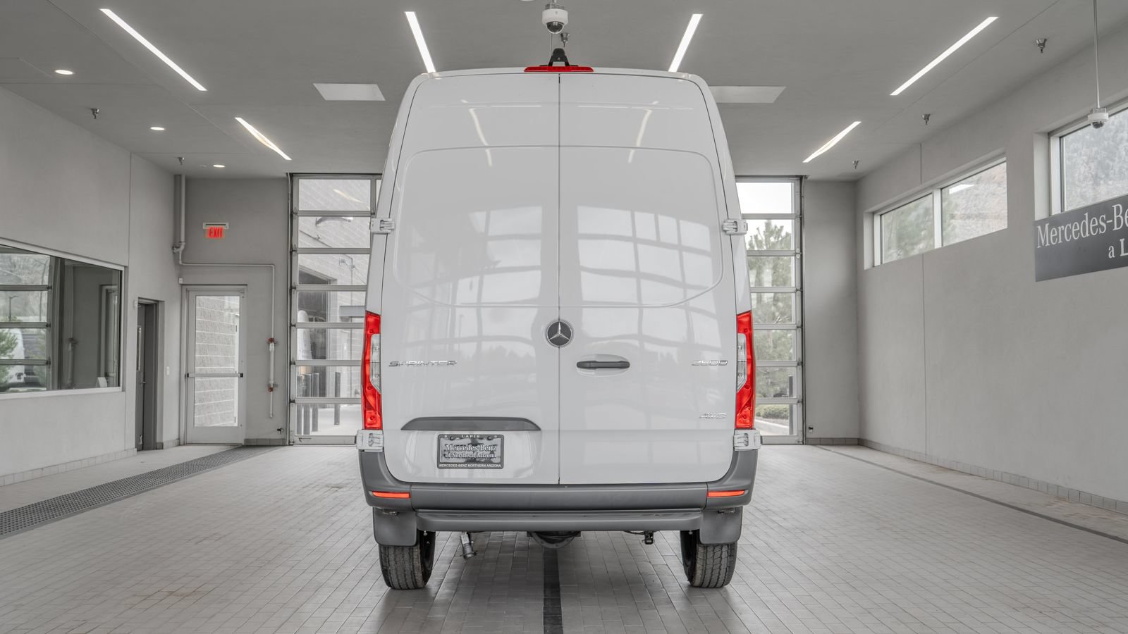 Used 2025 Mercedes-Benz Sprinter 2500 image 13