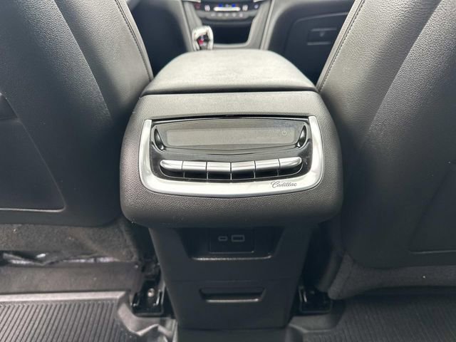 Used 2024 Cadillac XT6 Luxury w/ LPO, Floor Liner Package AWD/4WD image 16