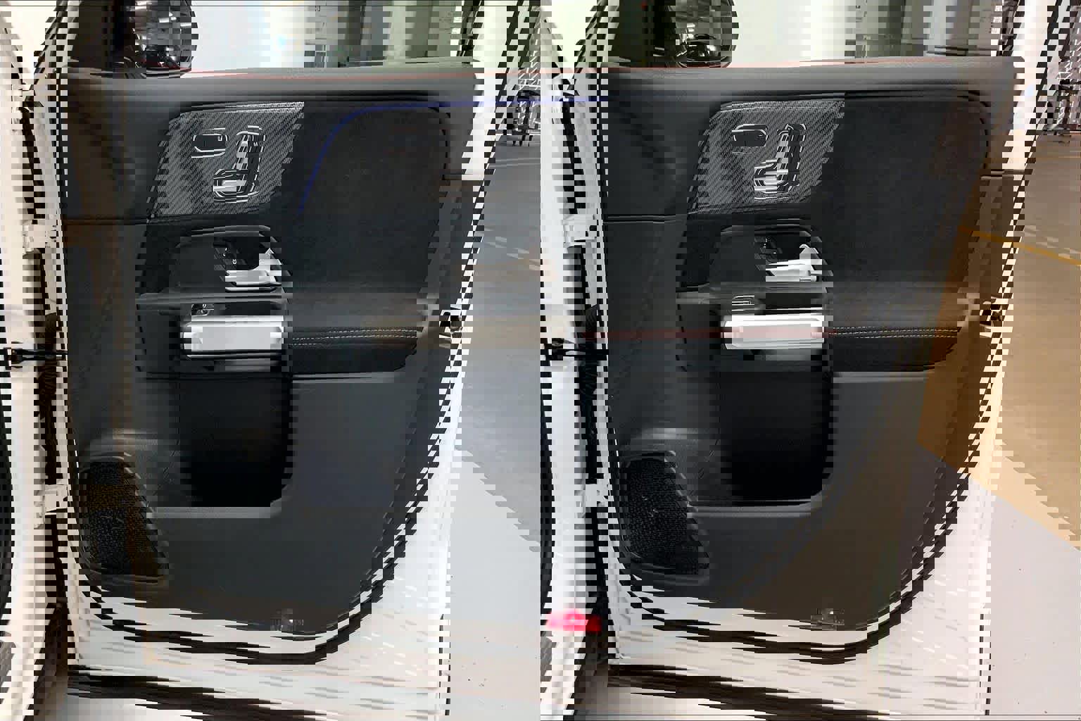 Used 2025 Mercedes-Benz GLB 250 image 9