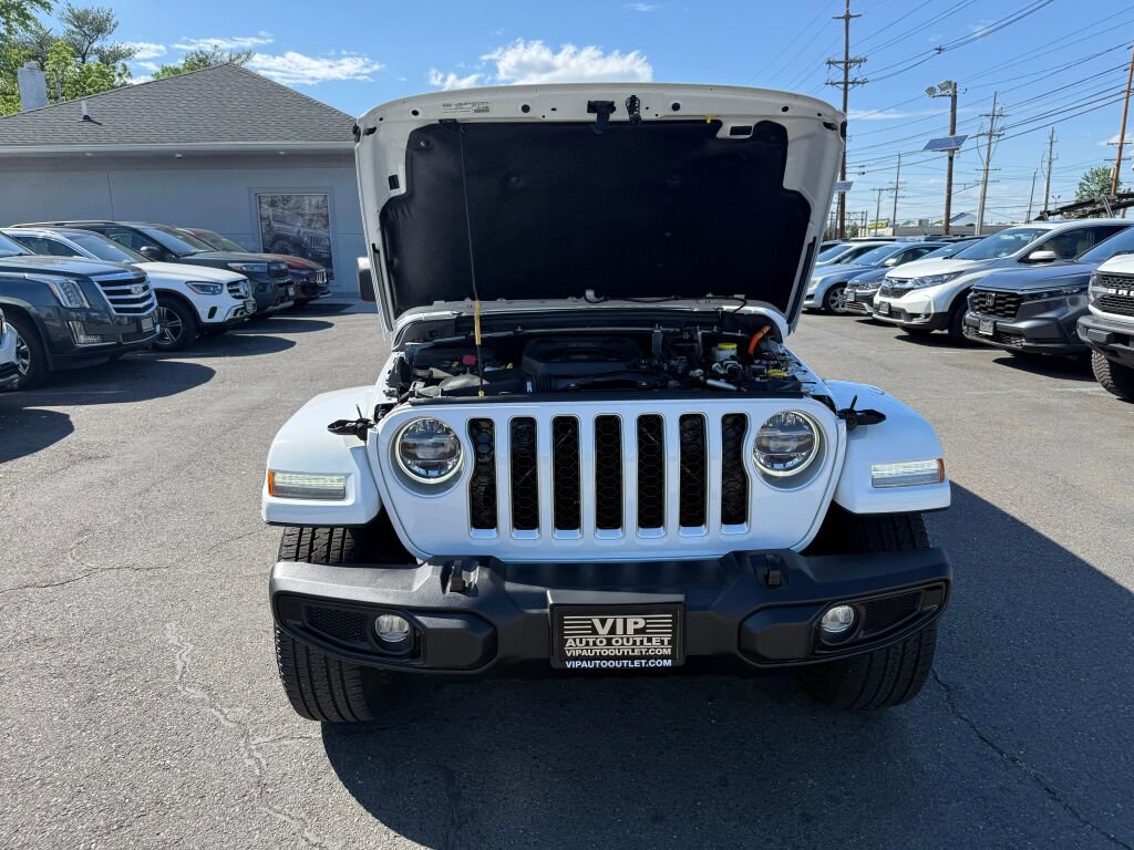 Used 2022 Jeep Wrangler Unlimited Sahara w/ Cold Weather Group AWD/4WD image 33