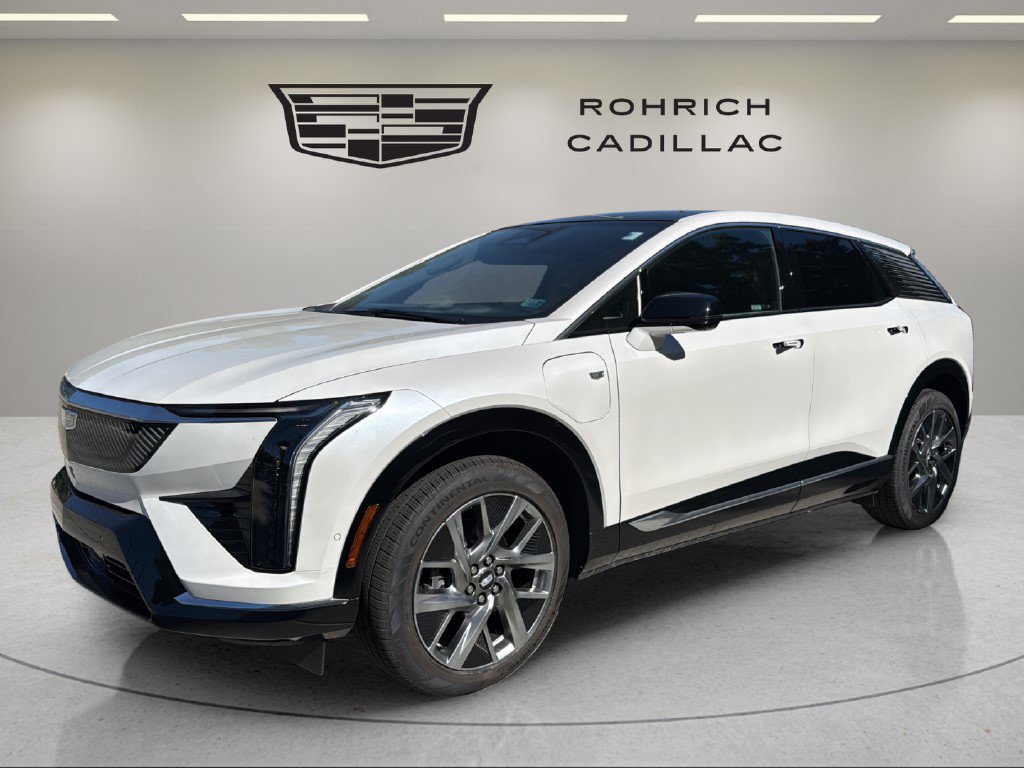 Certified 2025 Cadillac Optiq Luxury 2 w/ LPO, Floor Liner Package AWD/4WD 360° Tour