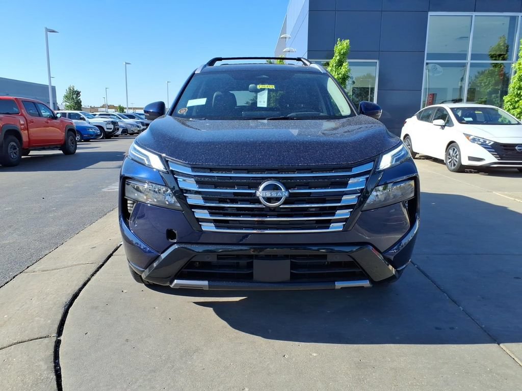 New 2026 Nissan Rogue Platinum w/ Platinum Premium Package AWD/4WD image 3