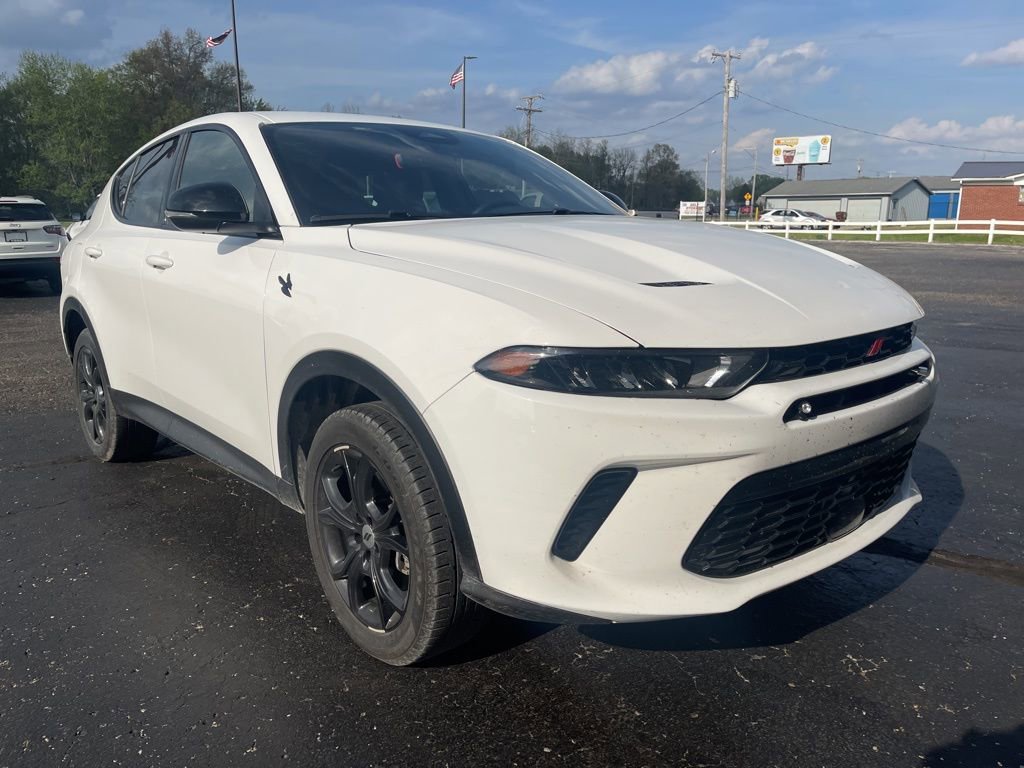 Used 2024 Dodge Hornet GT w/ GT Blacktop Package image 9