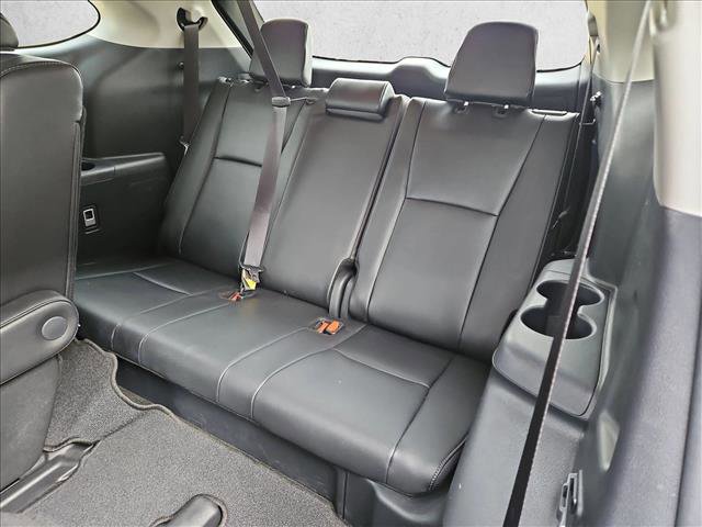 Used 2025 Toyota Highlander Limited AWD/4WD image 21