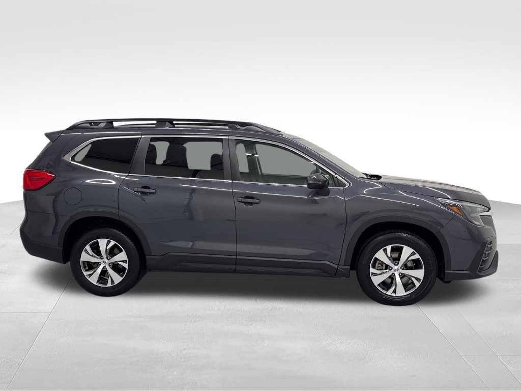 Certified 2023 Subaru Ascent Premium w/ Convenience Package AWD/4WD image 8