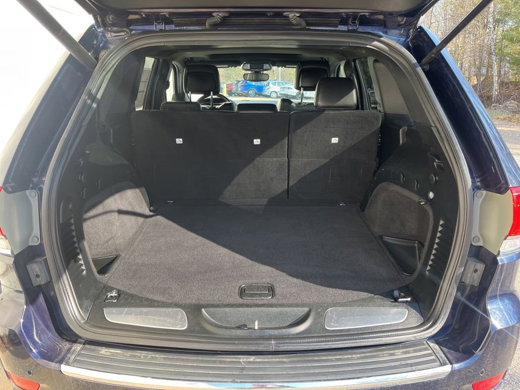 Used 2018 Jeep Grand Cherokee Limited AWD/4WD image 8