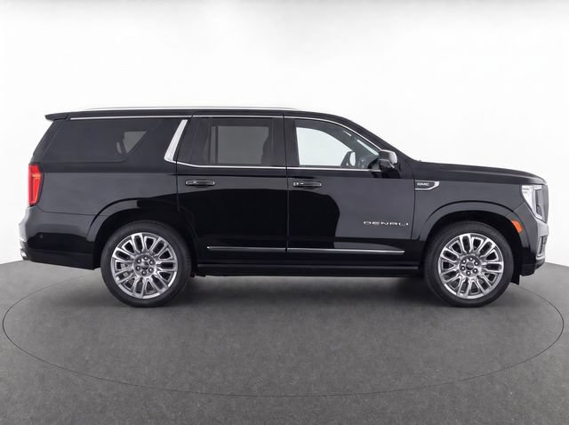 Used 2024 GMC Yukon Denali Ultimate AWD/4WD image 8