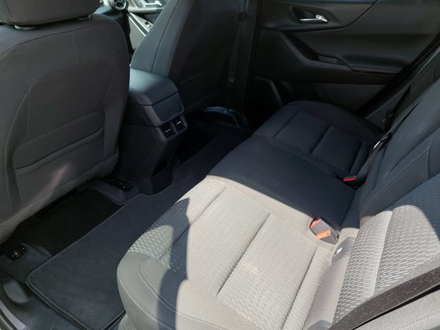Used 2026 Chevrolet Equinox LT AWD/4WD image 30