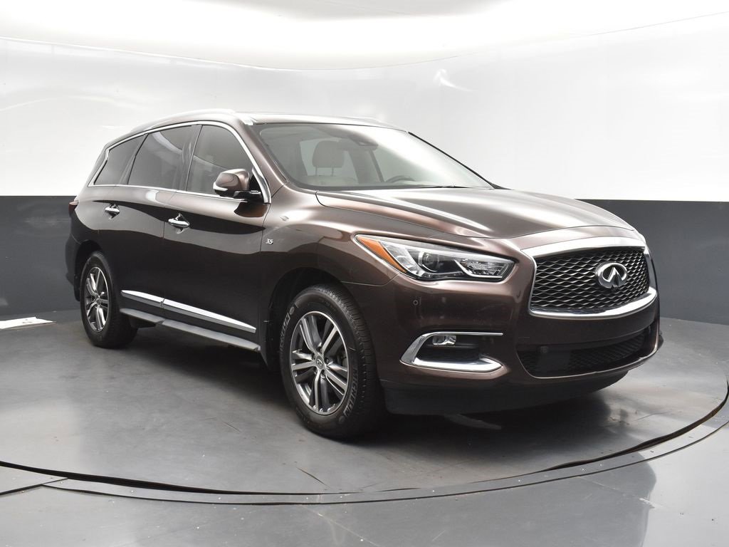 Used 2020 INFINITI QX60 Luxe w/ Essential Package image 9