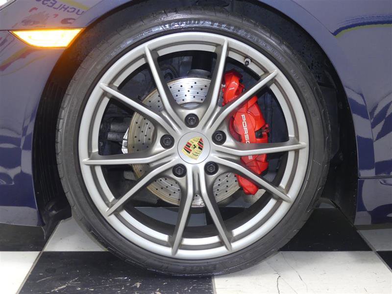 Used 2019 Porsche 718 Cayman S image 32