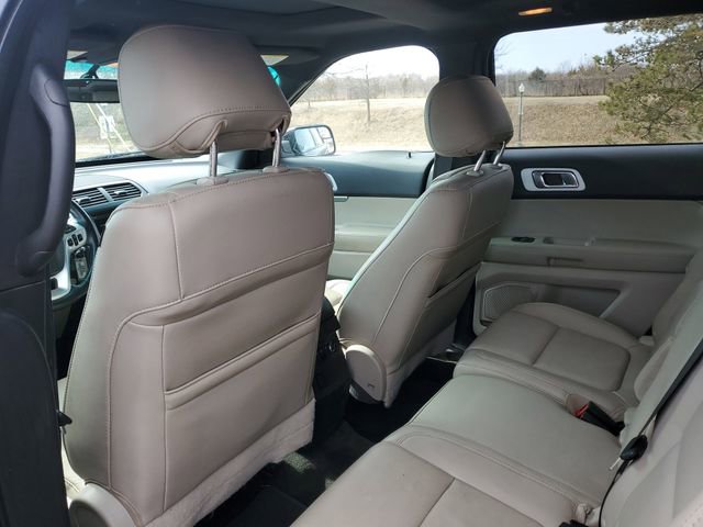Used 2015 Ford Explorer XLT w/ Equipment Group 202B image 11