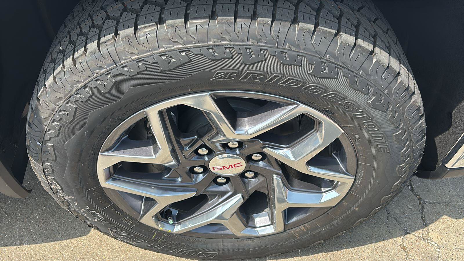 New 2026 GMC Sierra 1500 SLT w/ SLT Premium Plus Package AWD/4WD image 11