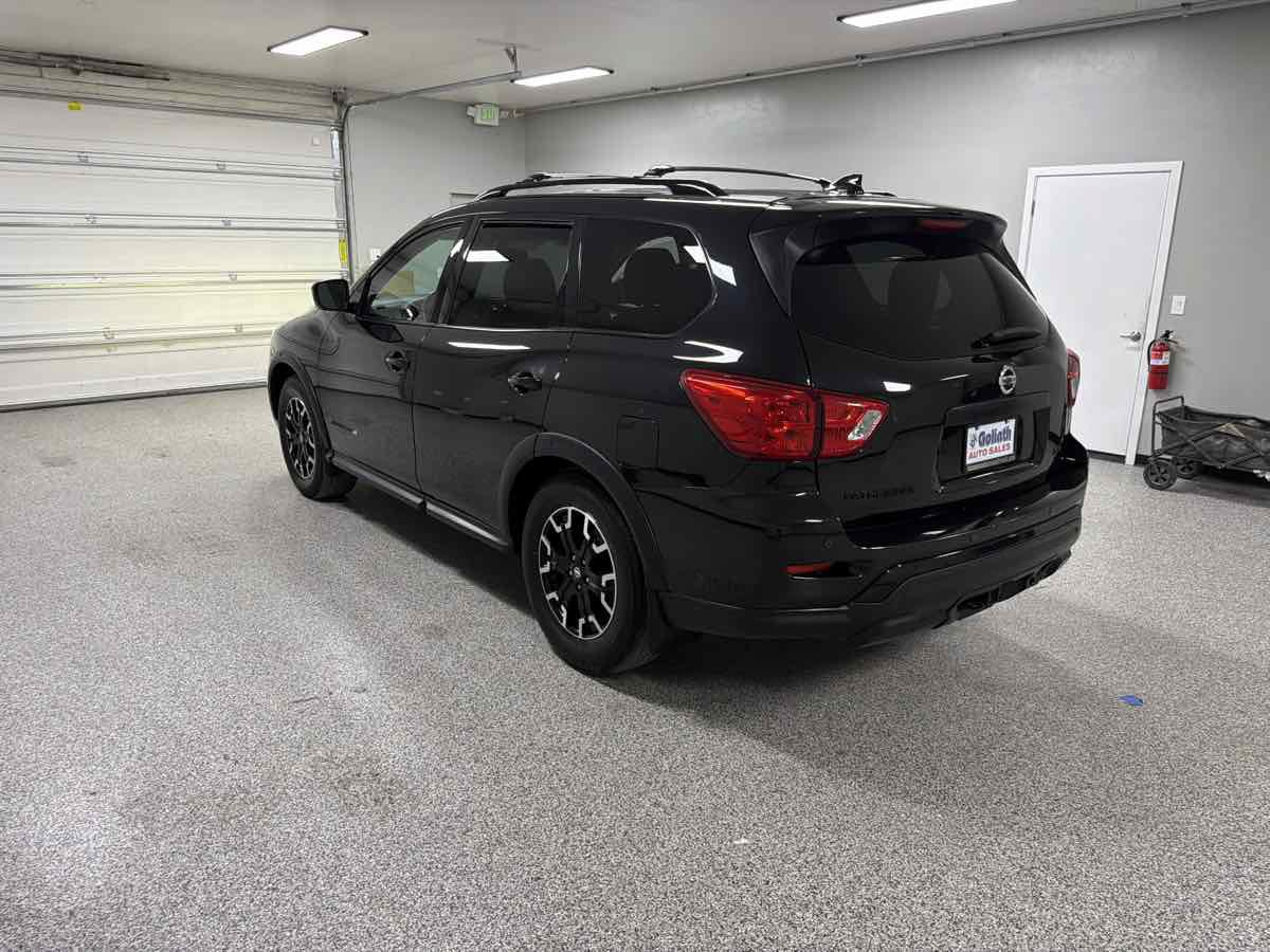 Used 2019 Nissan Pathfinder SV w/ Rock Creek Edition FWD image 5
