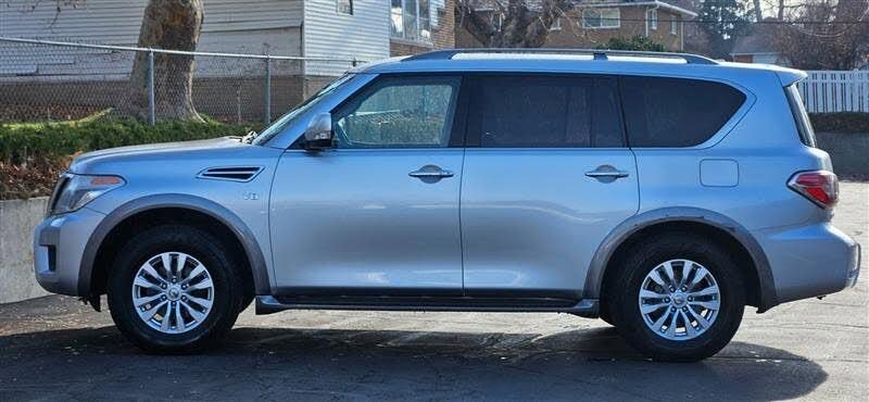Used 2017 Nissan Armada SV AWD/4WD image 2
