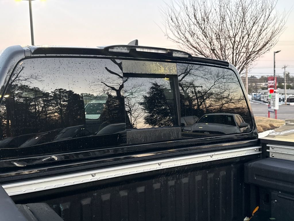 Used 2023 Nissan Titan PRO-4X w/ Pro-4x Convenience Package image 46