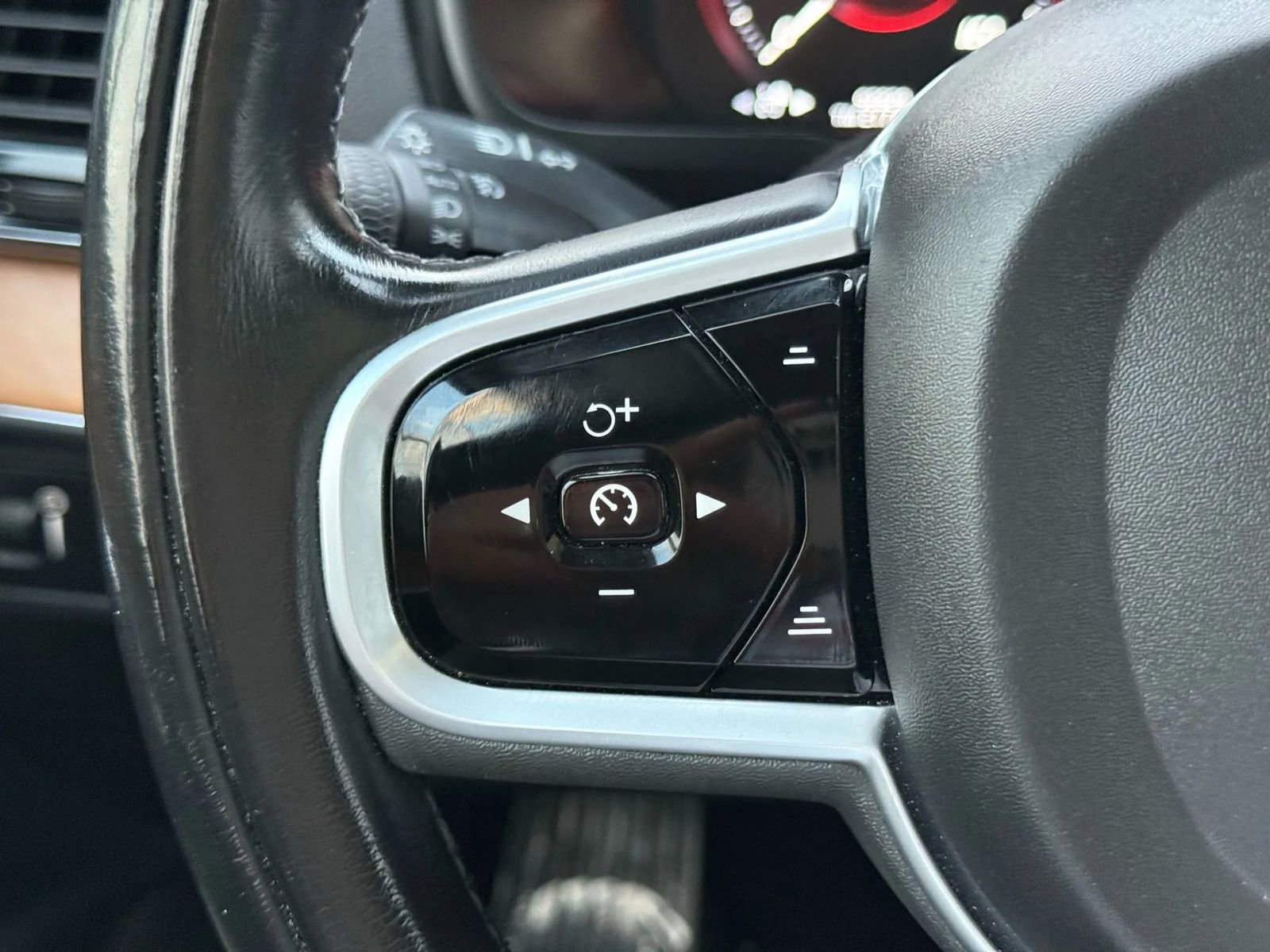 Used 2019 Volvo XC90 T6 Inscription w/ Advanced Package AWD/4WD image 26