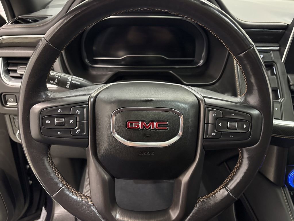 Used 2023 GMC Yukon XL AT4 w/ Technology Package image 21