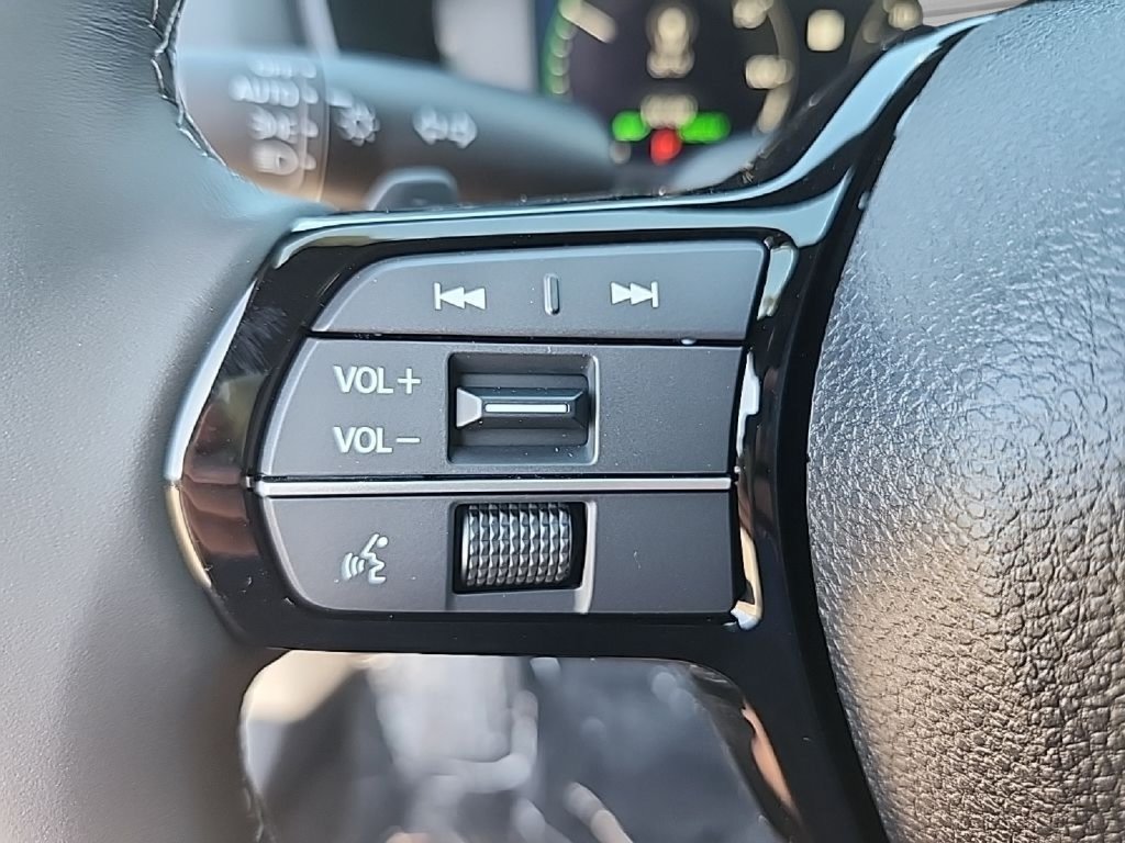 Certified 2025 Honda Civic Sport Touring image 25