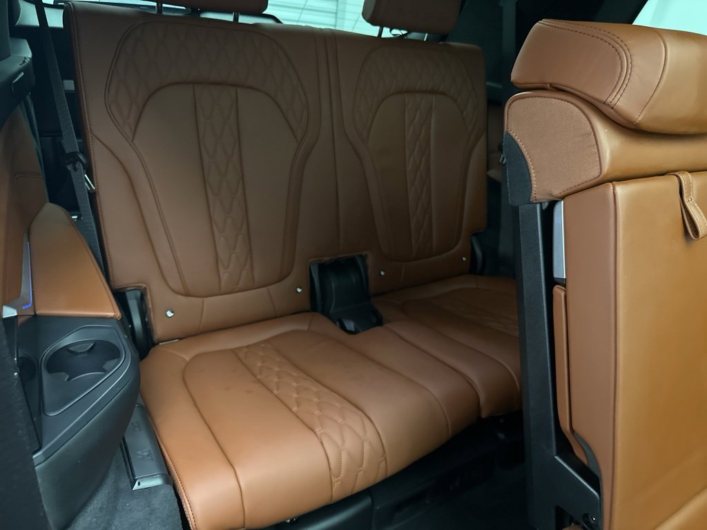 Used 2023 BMW X7 M60i w/ Executive Package image 12