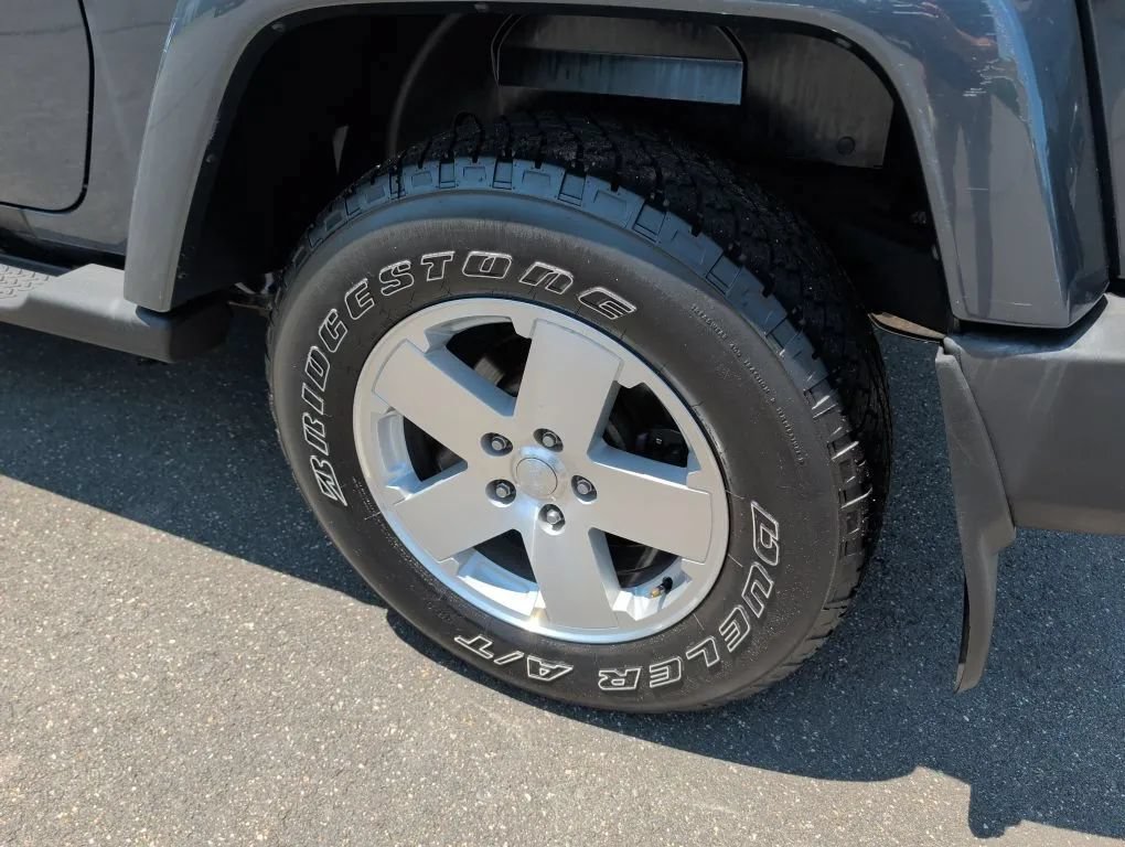 Used 2008 Jeep Wrangler Sahara w/ PWR Convenience Group AWD/4WD image 13