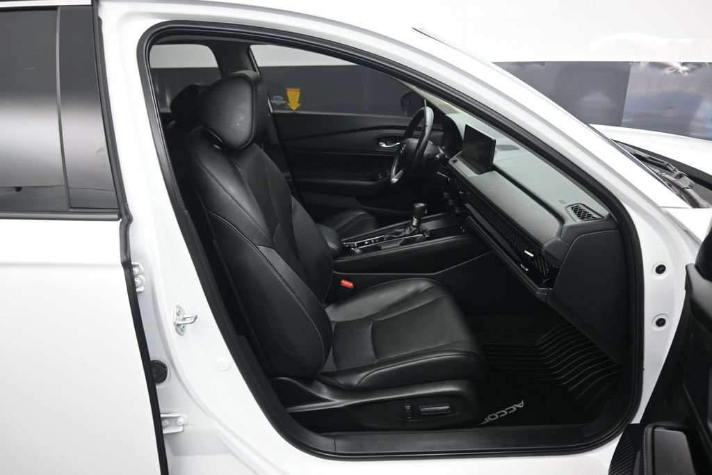Used 2023 Honda Accord Touring image 43