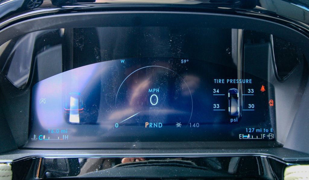 Used 2026 Lincoln Corsair Premiere image 22